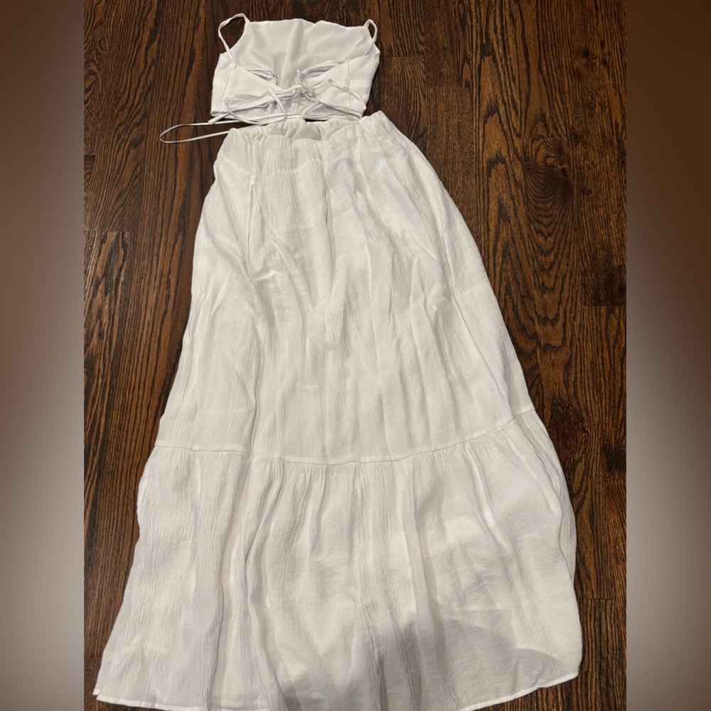 Women’s white sundress. Triangle top with exposed back. Full length